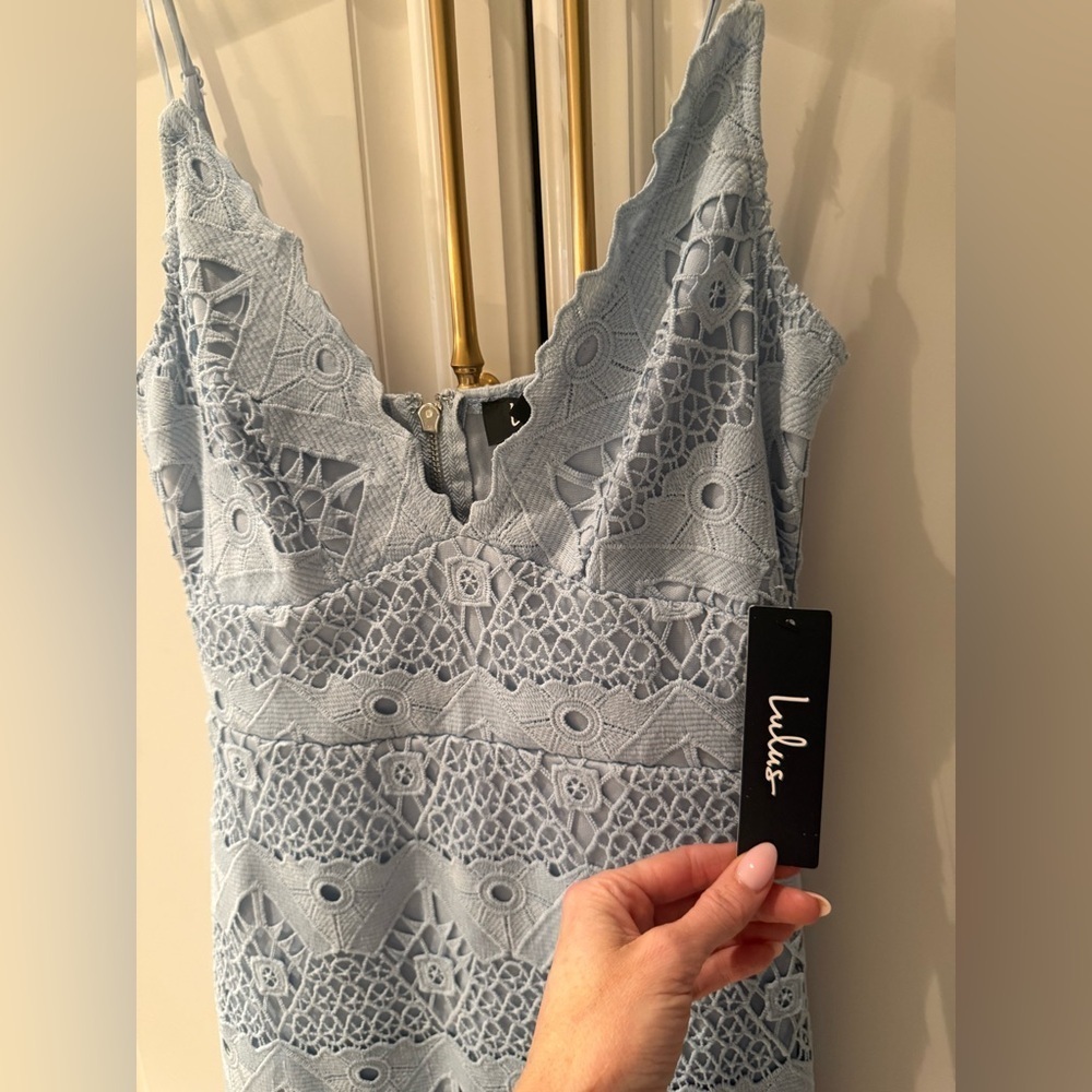 Lulus Lace crochet baby Blue Dress NWT - Picture 5 of 5
